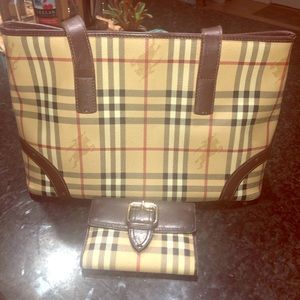 Classic Plaid Tote and Wallet Set in Beige and Brown